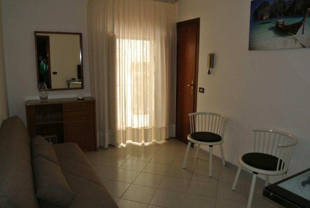 Casa Vanni Чефалу Екстериор снимка